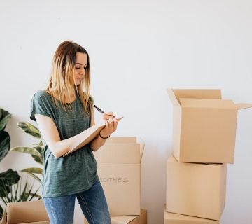 Een verhuisbedrijf inhuren of niet